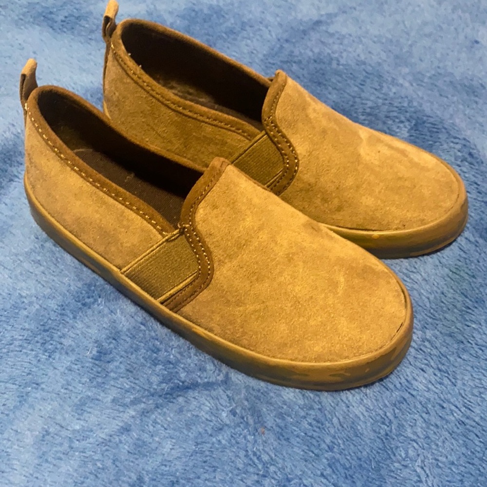 Old navy size 9 toddler slide on shoes army green